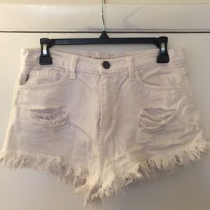 Sneak Peek MED distressed white denim short shorts